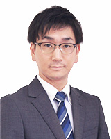 三角 康一郎